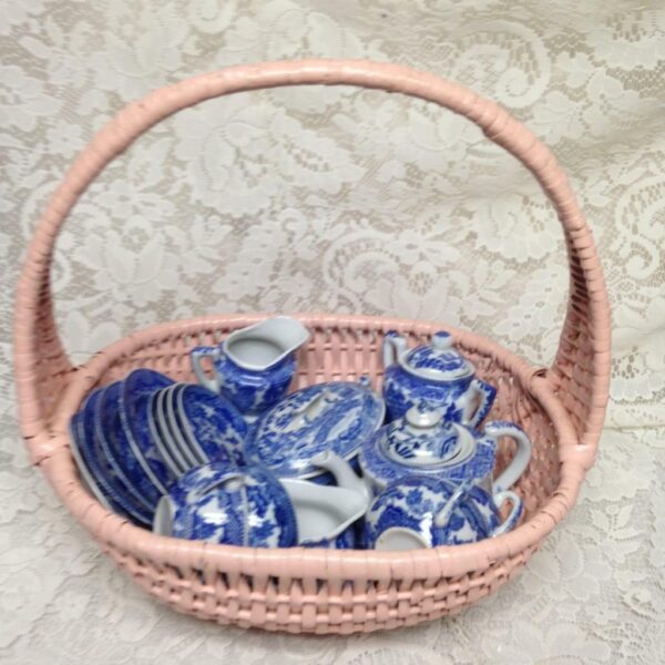 Vintage, Made in Japan Blue Willow 21pc Child’s Tea - Dinner Set w/ Pink Basket