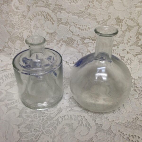 Blue Willow Oil and Vinegar Set 7in x 5in; 8in x 4.5in