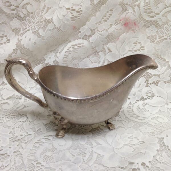 Wilcox International Sliver Plated Gravy Boat- Ashley Pattern 9in x 5in x 4in