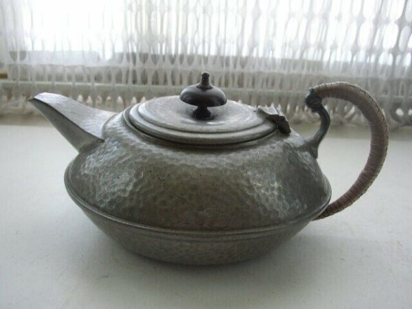 AntiqueRare Craftsman Sheffield Hammered Pewter Teapot