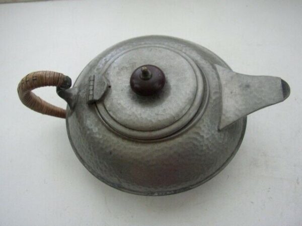 AntiqueRare Craftsman Sheffield Hammered Pewter Teapot