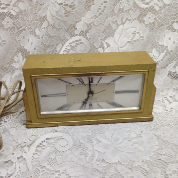 Vintage, Art Deco Seth Thomas Electric Clock 4.5in x6.5in x 2.5in