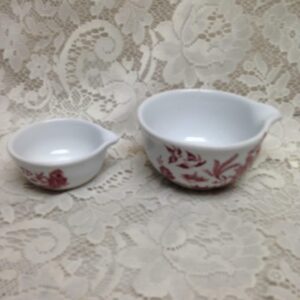 Vintage, Red-Blue Willow 2pc Measuring Cups - 1 cup and 1/4 Cup