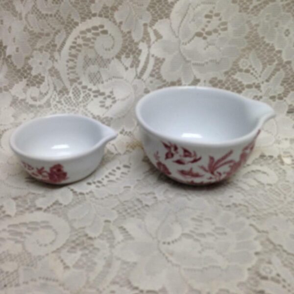 Vintage, Red-Blue Willow 2pc Measuring Cups - 1 cup and 1/4 Cup