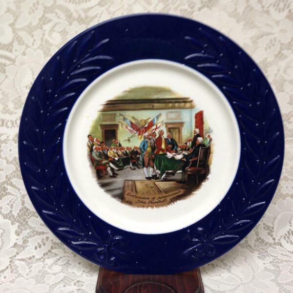 Vintage Historical Memorabilia - Declaration of Independence Plate. 11in D