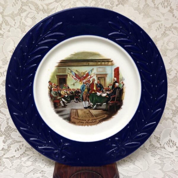 Vintage Historical Memorabilia - Declaration of Independence Plate. 11in D