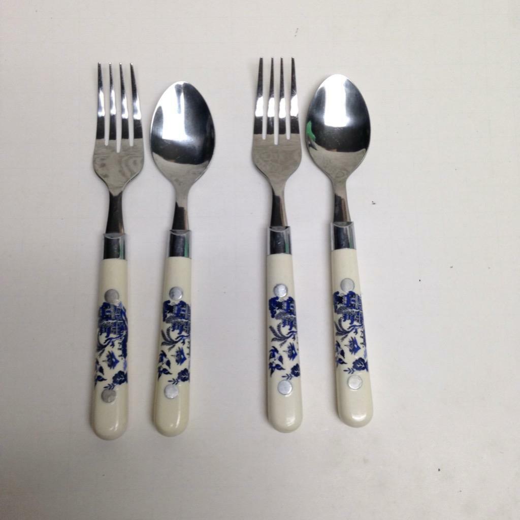 Vintage,8-pc Blue Willow Children’s Flatware, Service for 4