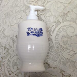 Blue Willow White Soap-Lotion Dispenser (B) 7in x 3.5in