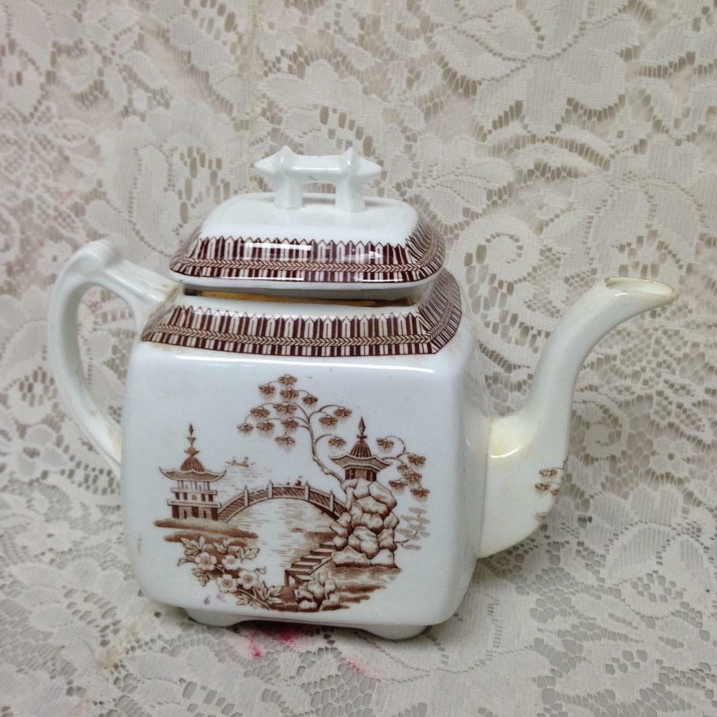 Antique, Rare, Brown Blue Willow Teapot 7.5in H x 9.5in W