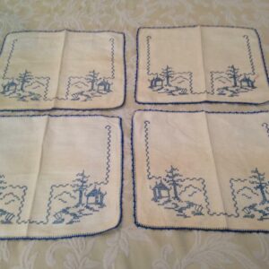 Vintage, Blue Willow, 3pc Needlework or Handcrafted Table Napkins 12in L x 11in