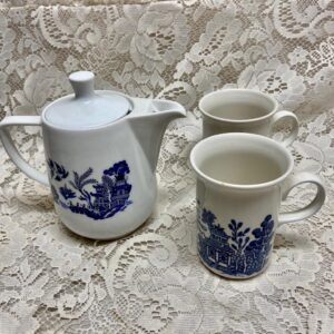 Vintage, Germany, Blue Willow White Ceramics Teapot with 2 Mugs