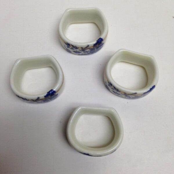 4pc Blue Willow Gorham Porcelain Napkin Rings