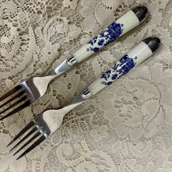 Vintage, Jean Dubost 8-pc Quality Blue Willow Flatware, Service fo 2