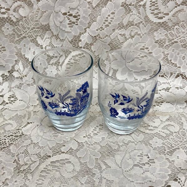 Vintage, Heavy 2pc Blue Willow Libbey Glass Tumblers