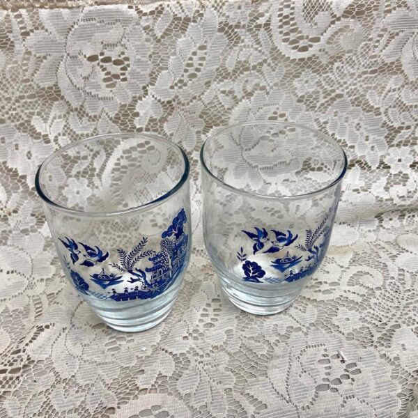 Vintage, Heavy 2pc Blue Willow Libbey Glass Tumblers