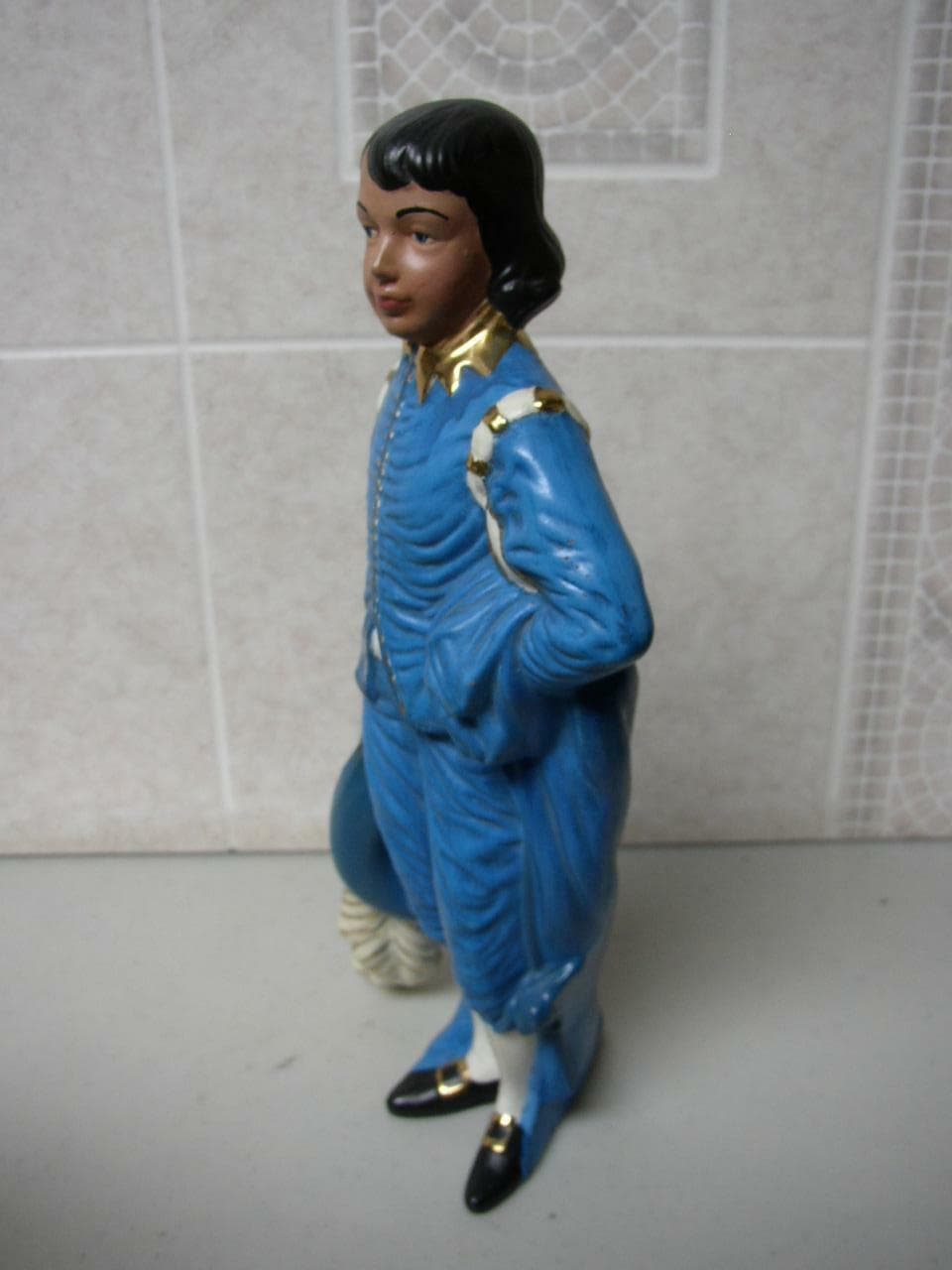 Vintage, Beautiful, 12-inch, Blue Boy Figurine