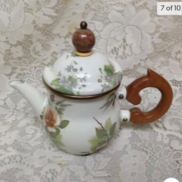 Vintage, MacKenzie Childs White Floral Enamelware 7pcTea Set