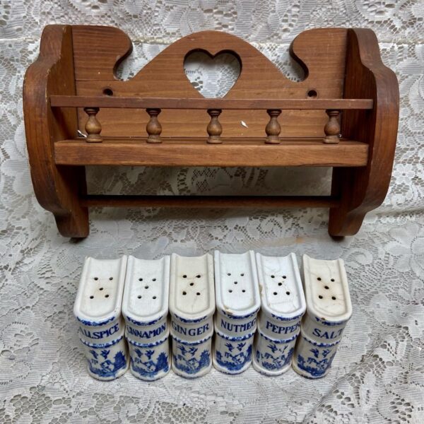 Vintage, Rare, Japan, 7-pc Blue Willow Shaker Set with Wooden Rack