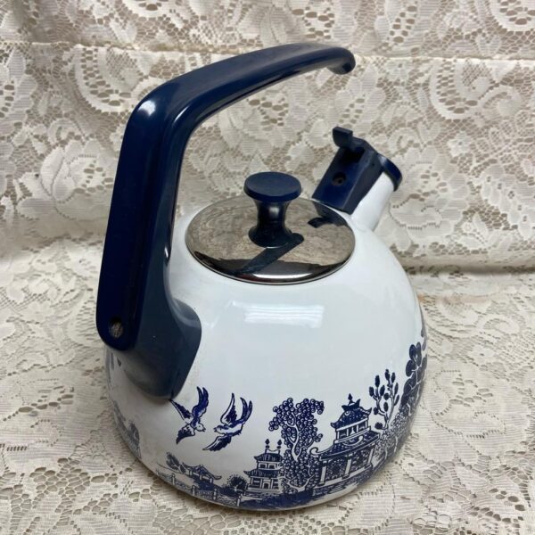 Vintage, Heritage Mint Blue Willow Enamelware Tea Kettle 9in W x 7.5in H