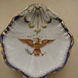 Vintage Mottahedeh Co Diplomatic Service Eagle Feathers Oyster-Clam Dish 9inx8