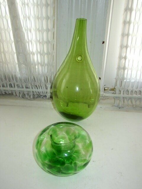 Beautiful Green Art Glass Wall Pocket with Candle Holder