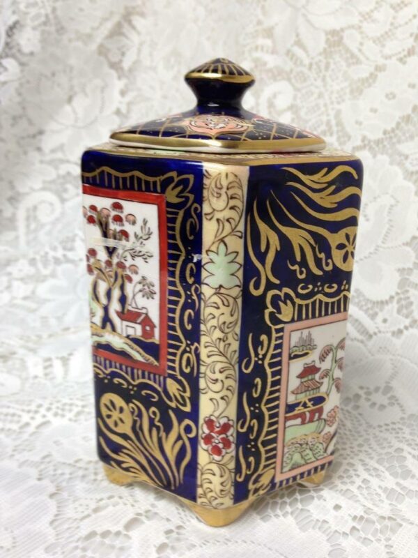 Antique, Masons, England, Variant Gaudy Blue Willow, 6in x 4in Tea Jar or Caddy