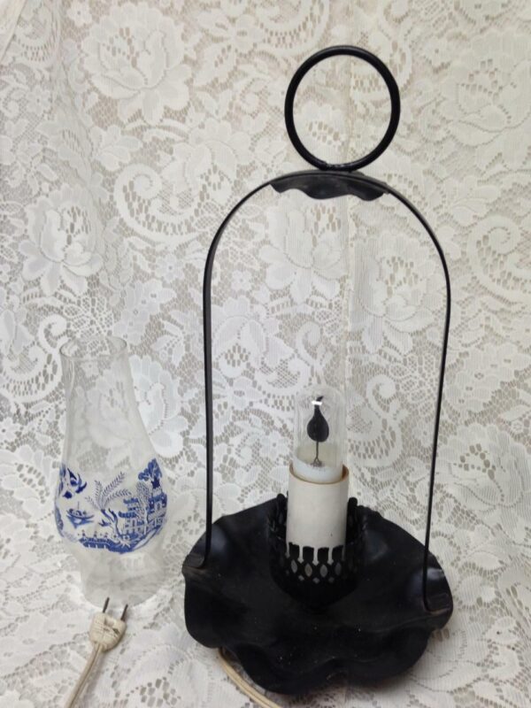 Vintage, Blue Willow Glass-Metal Flickering Candle Electric Lamp 13.5Tx6.5inW