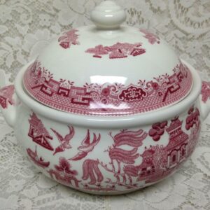 Vintage Churchill Red- Blue Willow, 9in x 7.5in Covered Vegetable- Soup Tureen