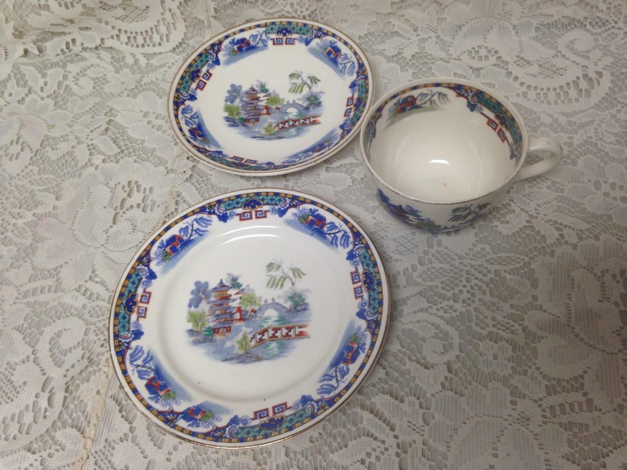 Vintage, England, Parrot Patern,Gaudy Blue Willow Trio Cup, Saucer n Breadplate