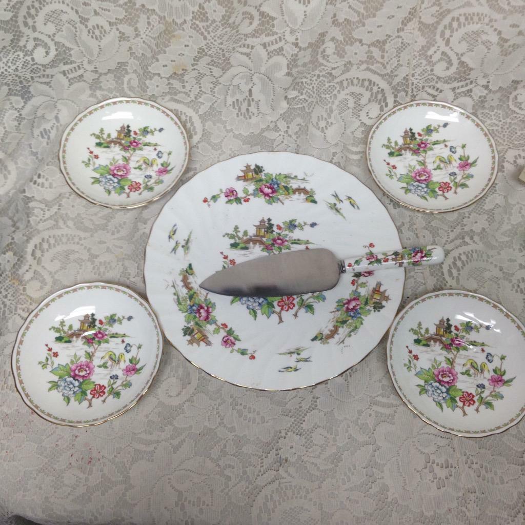 Vintage Crown Staffordshire Polychrome Gaudy BlueWillow 6pc Dessert Set