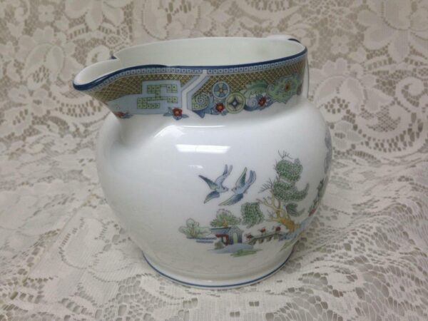 Vintage, Rare, Wedgwood, Gaudy Blue Willow 32 oz 7.5in x 5in Pitcher- Jug