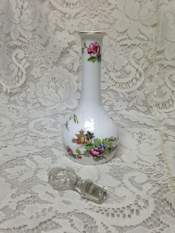 Vintage, Crown Staffordshire, Polychrome Gaudy Blue Willow Scent Bottle 7.5in T