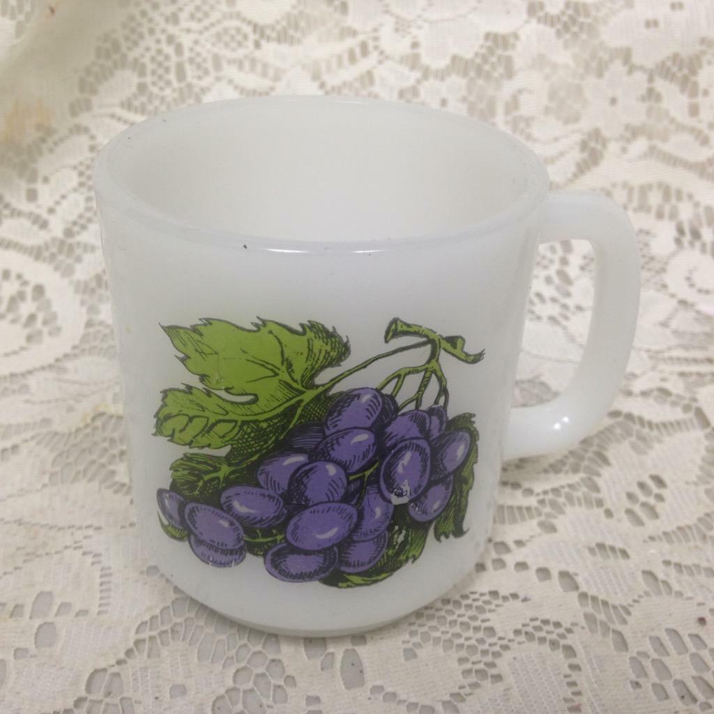 1950s, Glassbake 4pc Fruit Painted Milk Glass Mugs 3.5in H x 4.5in W