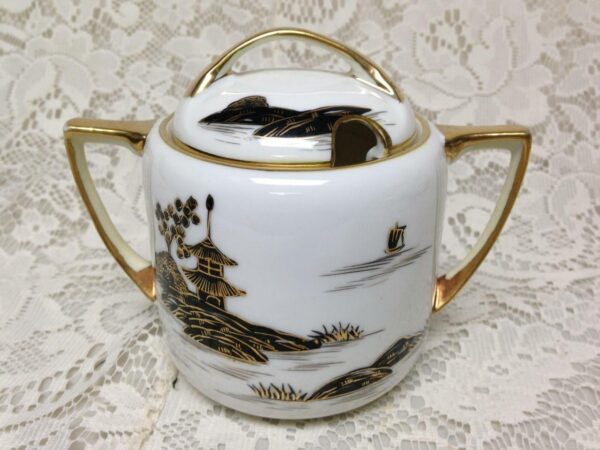 Antique, Nippon, Variant, Gaudy Blue Willow, 2pc Tea Jar or Sugar Bowl 5in x 6in