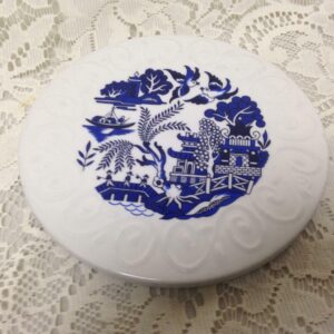 Beautiful, Gibson, Blue Willow, 6.5in Round Ceramic Plate-Tea Tile (B)