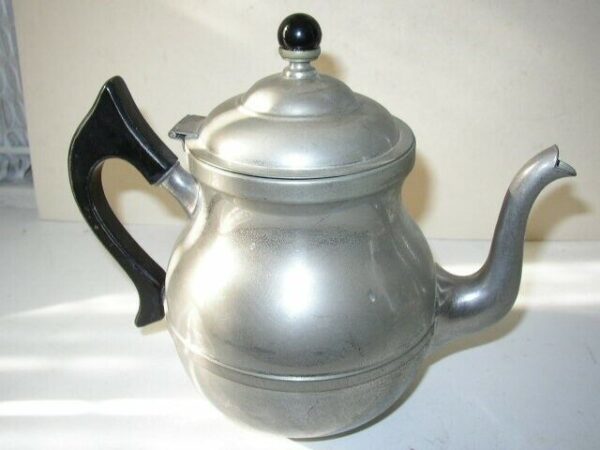 Vintage, Kar A Van 9" H x 11"W Pewter Teapot