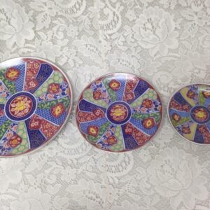 Vintage 3pc Japan Imari Plates