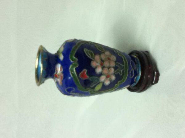 Vintage, Beautiful, 3.5in H x 2in D,Blue Floral Cloissone’ Style Vase with Stand