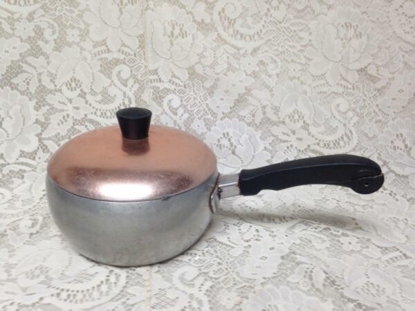 Vintage, Wearever, Aluminum-Copper Covered Saucepan 1.5 Qts., 12.5 in x 5in H