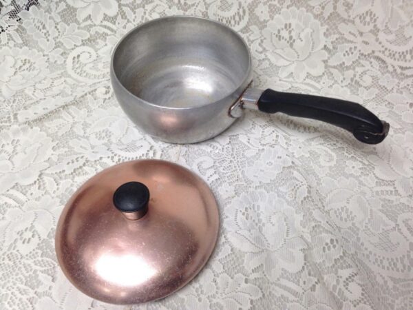 Vintage, Wearever, Aluminum-Copper Covered Saucepan 1.5 Qts., 12.5 in x 5in H