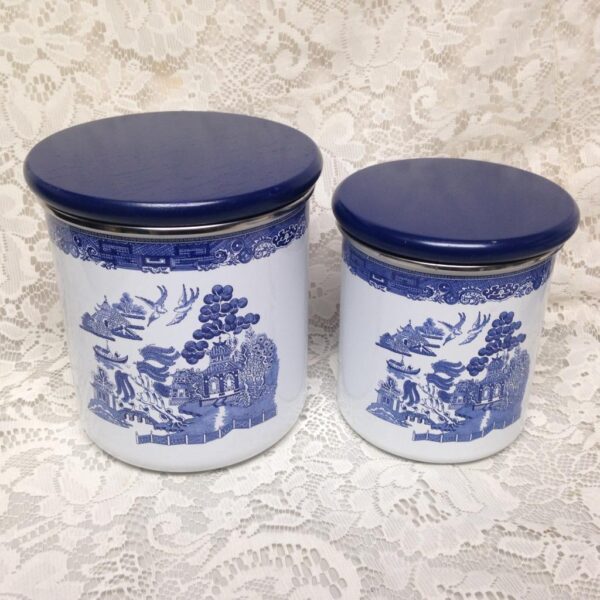 Vintage, Rare, 2pc Blue Willow Enamelware Canister Set 7in T and 6in T