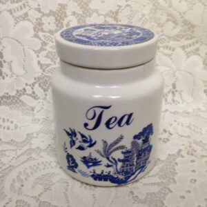 Vintage, Price Kensington, England Blue Willow Tea Canisters w/ Lid 5in x 4in