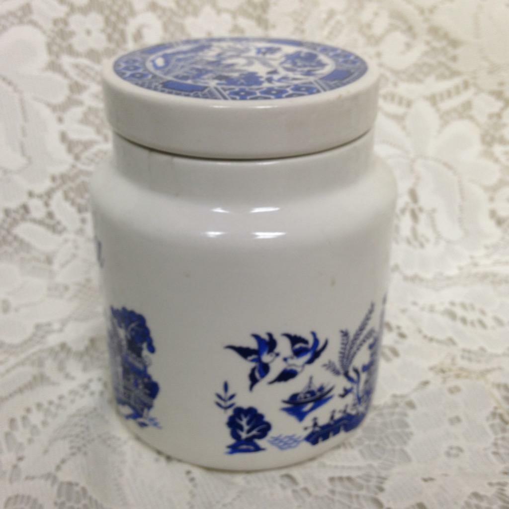 Vintage, Price Kensington, England Blue Willow Tea Canisters w/ Lid 5in x 4in