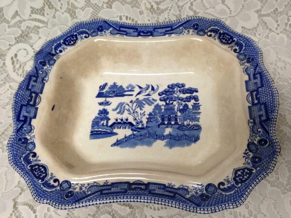 Vintage Buffalo Pottery Blue Willow Vegetable Bowl (No Lid) 11in x 9.5in x 2in