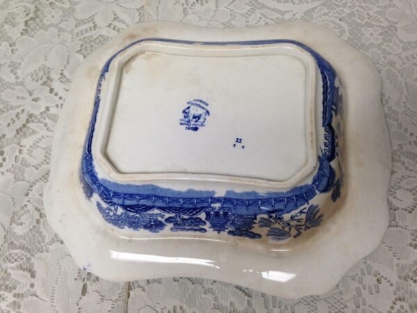 Vintage Buffalo Pottery Blue Willow Vegetable Bowl (No Lid) 11in x 9.5in x 2in