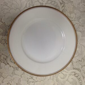 Favorite, Hutschenreuther, Bavaria White-Gold Luncheon Plate 8inD