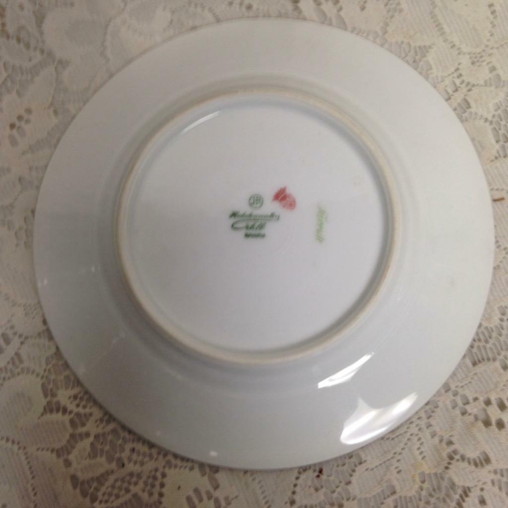 Favorite, Hutschenreuther, Bavaria White-Gold Luncheon Plate 8inD