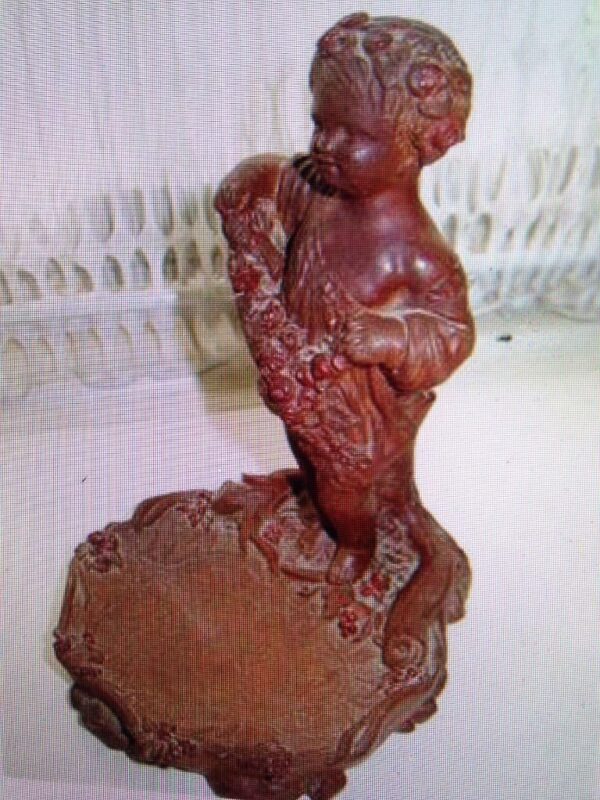 Vintage, 1940s Wood Composition Girl with Roses Figurine (kfte) This is a ado