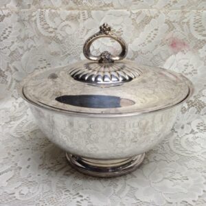 Vintage, Webster Wilcox Silver-plated Covered Bowl or Tureen 8in x 9in