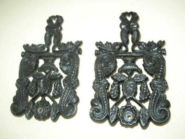 Vintage Pair of Cast Iron Hot Pot- Trivet